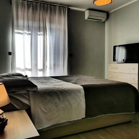 Appartamento Panoramico นิซซา มอนแฟร์ราโต ภายนอก รูปภาพ